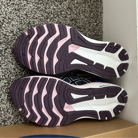 ASICS Women's GT-2000 10 Lake Drive/White Running Shoes, Size 8.5 - Picture 6 of 10